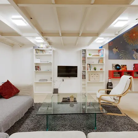 Sant'agostino - Charming Retreat 210m From M2 Milan